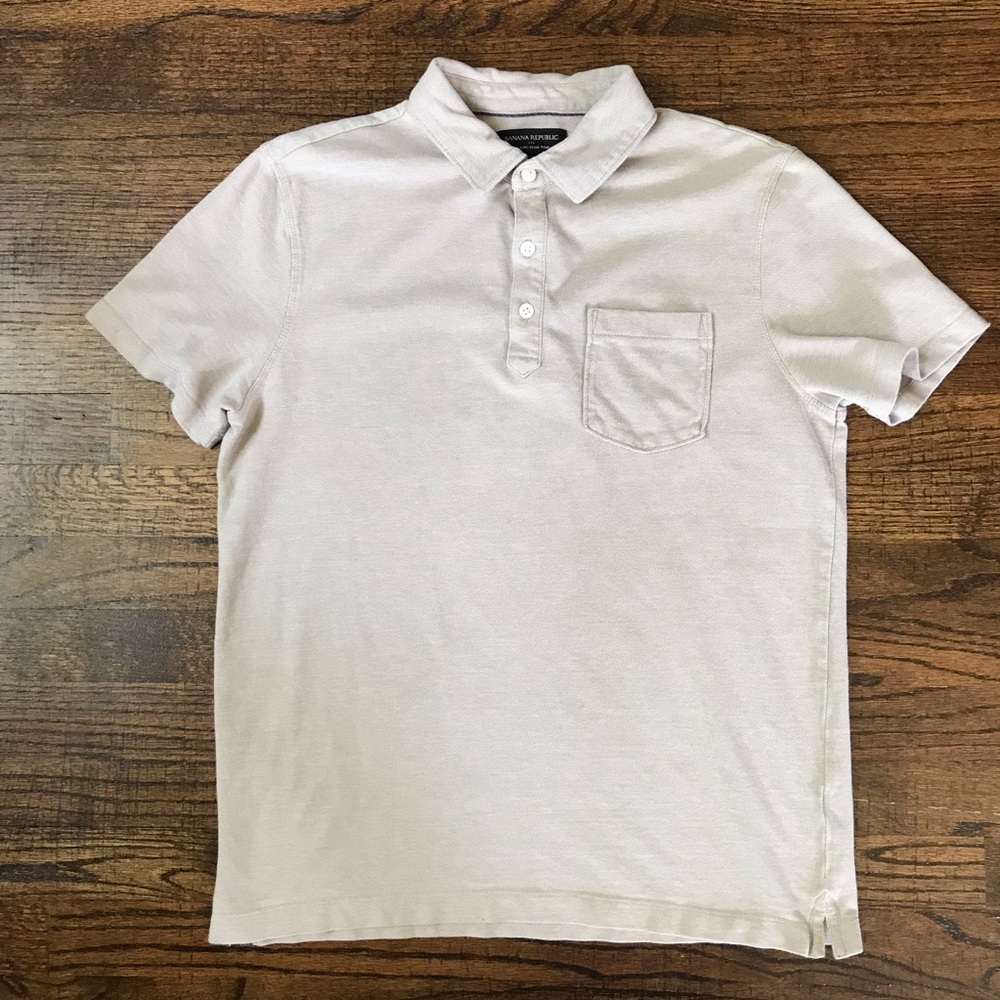 Banana Republic Classic Polo beige color Sz M